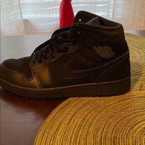 I’m selling this shoes